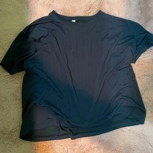 Train To Be short sleeve Lululemon shirt!!